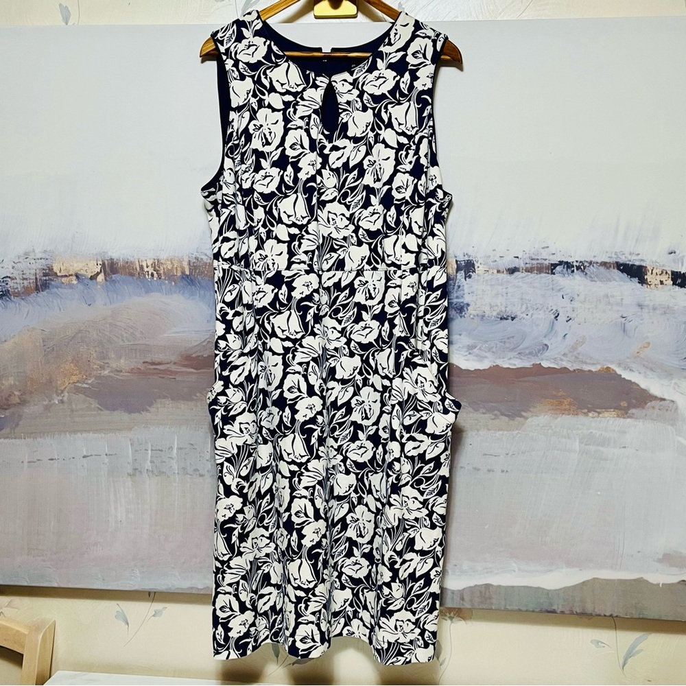 Vtg LANDS’ END Sheath Midi Dress 20W Blue Floral Sleeveless Keyhole Neck Pockets